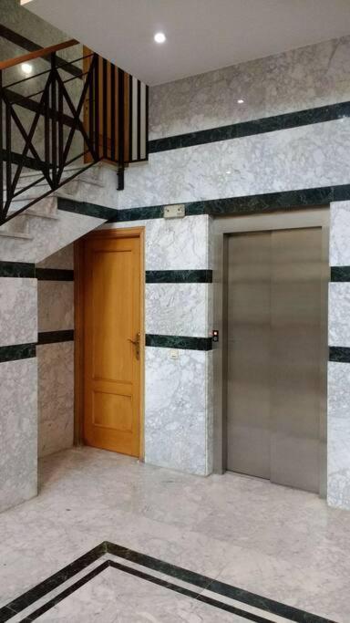 Playa Malvarrosa House Валенсия Екстериор снимка