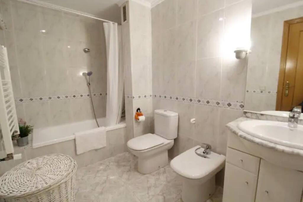 Playa Malvarrosa House Валенсия Екстериор снимка