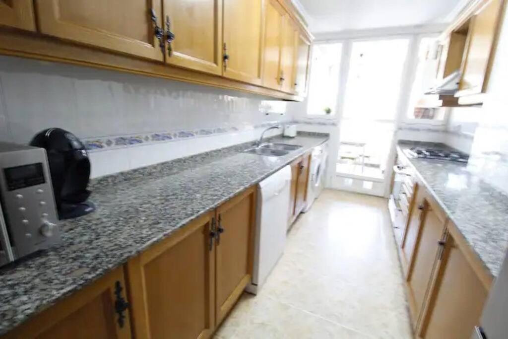 Playa Malvarrosa House Валенсия Екстериор снимка